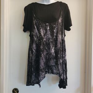 Cha cha vente 2 piece tank and t shirt snake skin print cotton